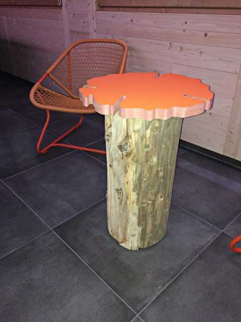 Table de salon design bois et stratifié