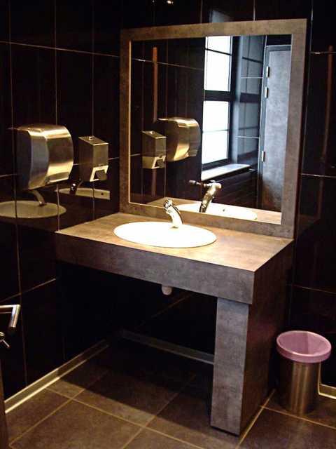 Meuble stratifié pour lave-mains